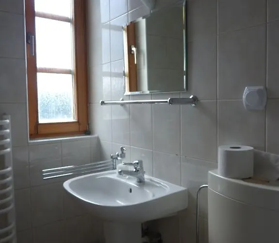 Litka Nocleg ze śniadaniem *