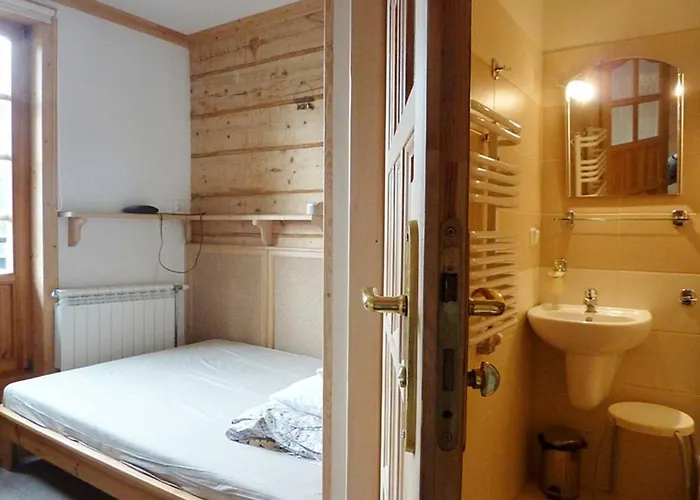 Litka Nocleg ze śniadaniem *